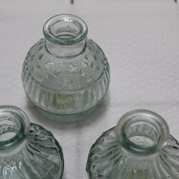 Authentic Recycled Glass Mini Bottles Textured Green Set of 3 Made in Spain - Picture 3 of 11
